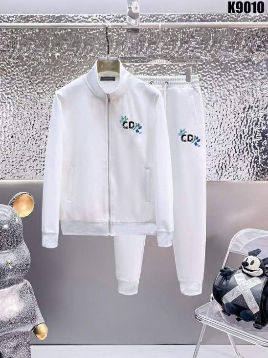 Picture of Dior Sweater Suits _SKUDiorM-5XLkdtr3938870